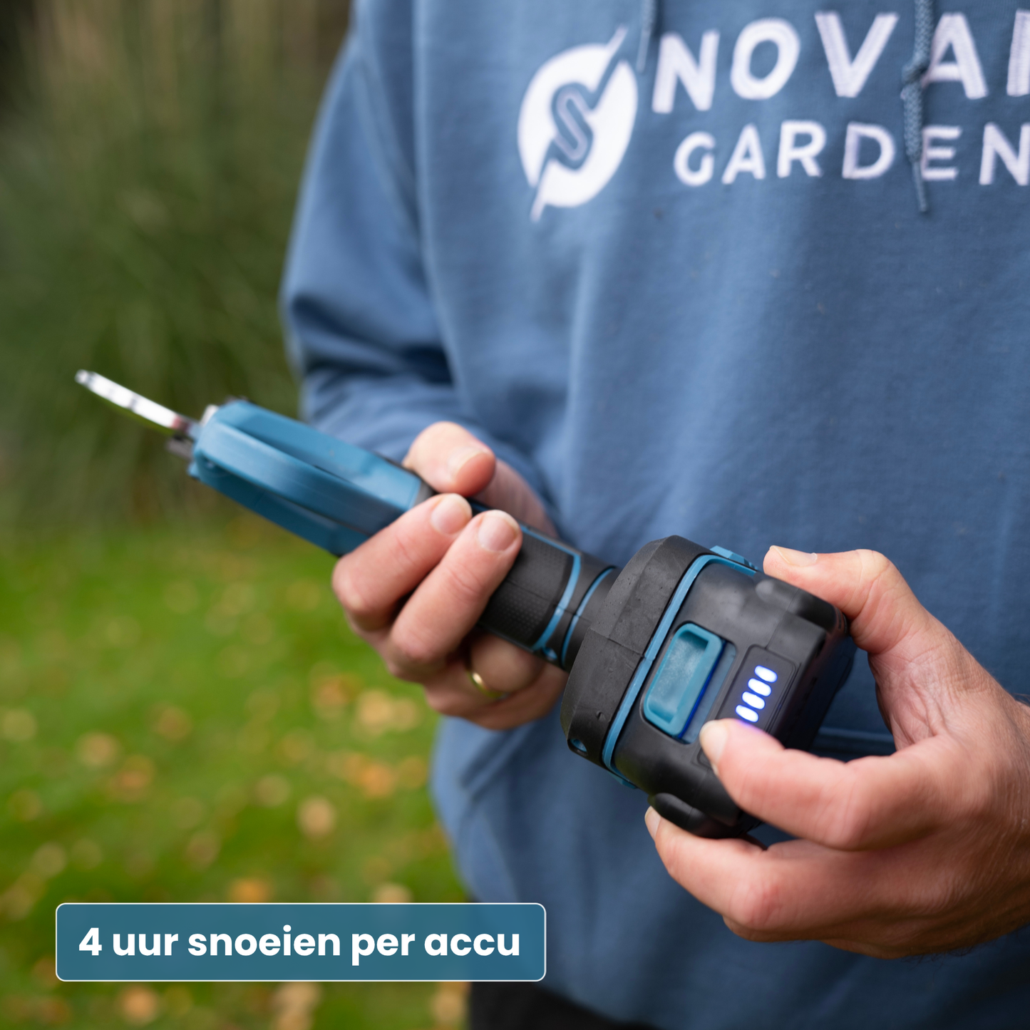 NG2 Accu Snoeischaar – Compleet set met koffer, oplader en twee 2.0Ah accu's